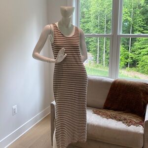St. John Sport cute knit sheath maxi dress. Light weight and so chic for cruise